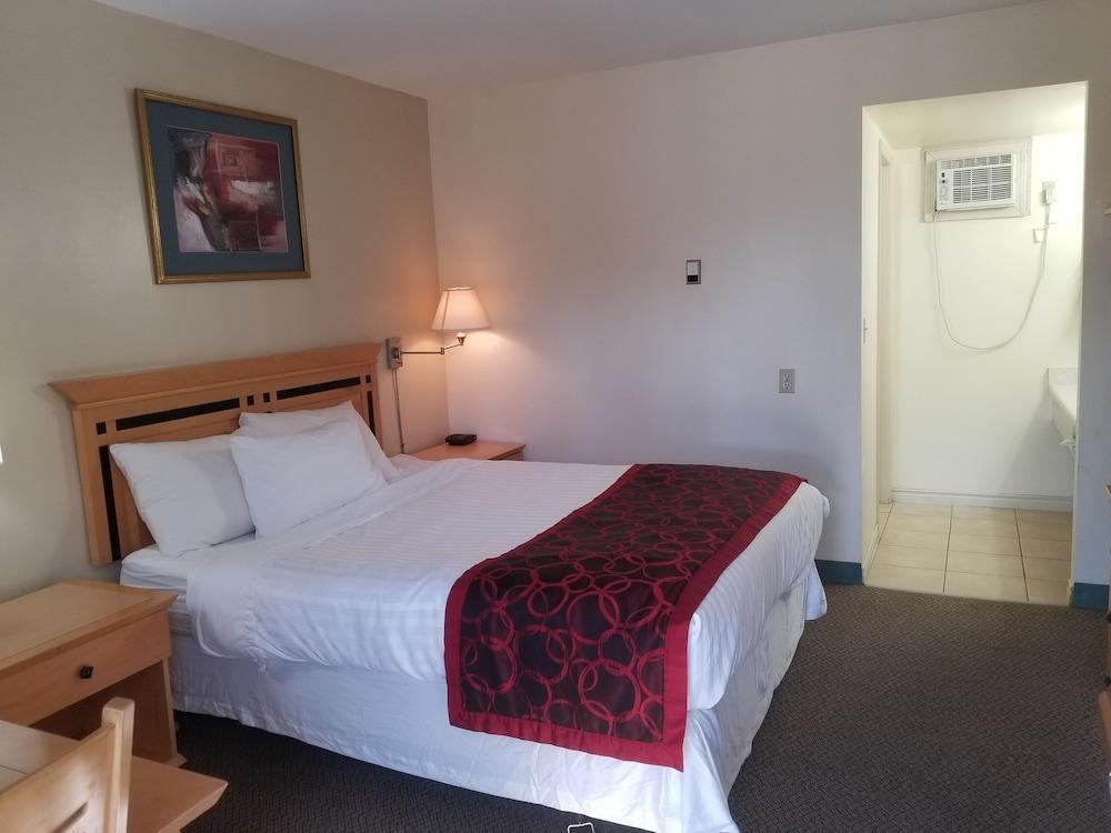 Canada'S Best Value Desert Inn & Suites Cache Creek Exterior foto