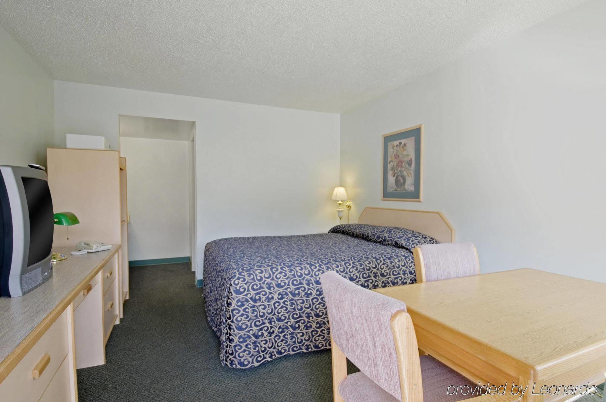 Canada'S Best Value Desert Inn & Suites Cache Creek Exterior foto
